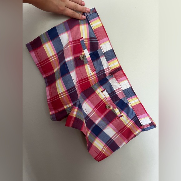 Plaid Abercrombie & Fitch Shorts - Picture 4 of 4